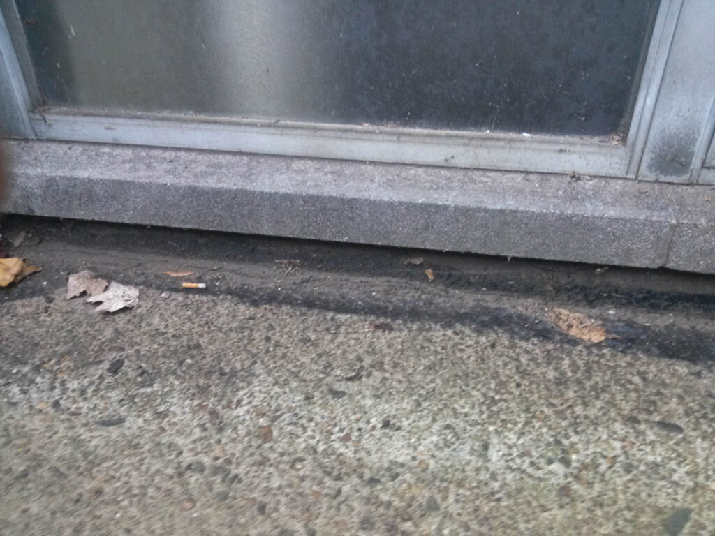 Leaky building